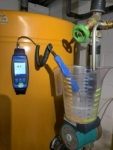 Wasserproben und Analyse
