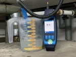 Wasserproben und Analyse